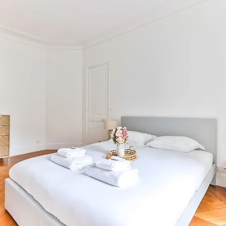 شقة Spacious - 2br-4p - Montmartre-moulin Rouge باريس